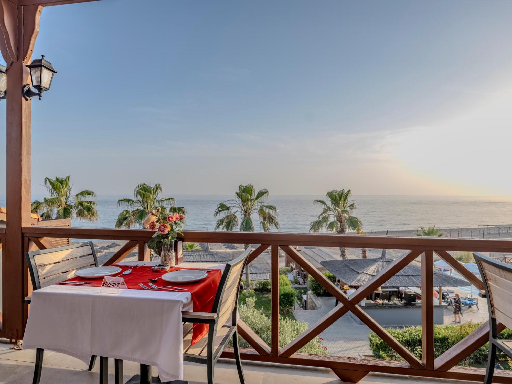 Adora Calma Beach Hotel Kizilot Exterior foto